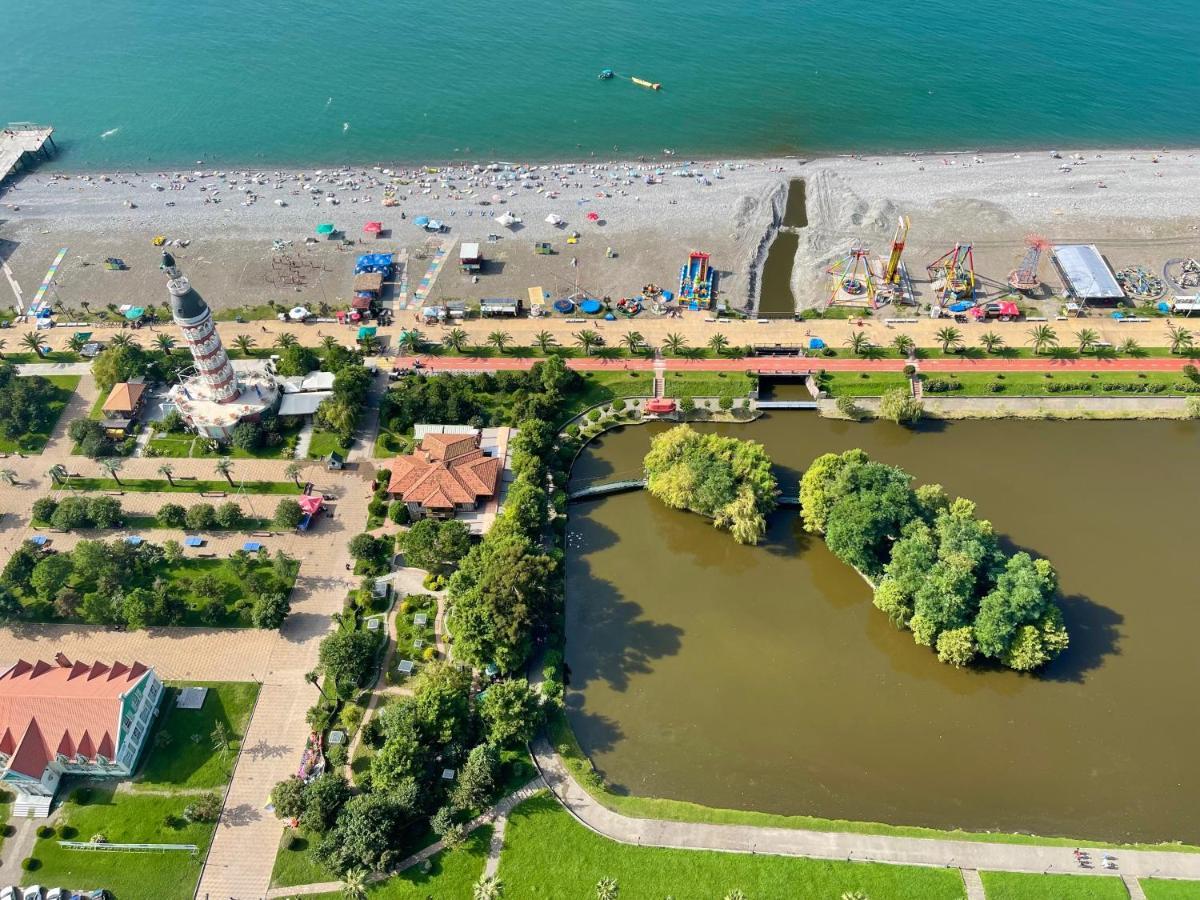 Apartments Black Sea Resort Batoumi Extérieur photo